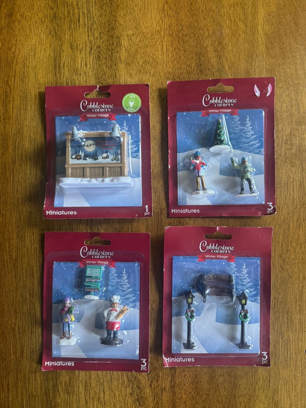 NWT Cobblestone Corners Winter Village Christmas Miniatures 10 Pc Lot LED 2022